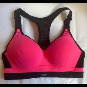 Victoria’s Secret VSX Sports Bra 32C